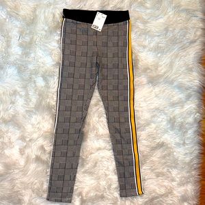 NWT H&M Girls Plaid Pants (Size 10-11)
